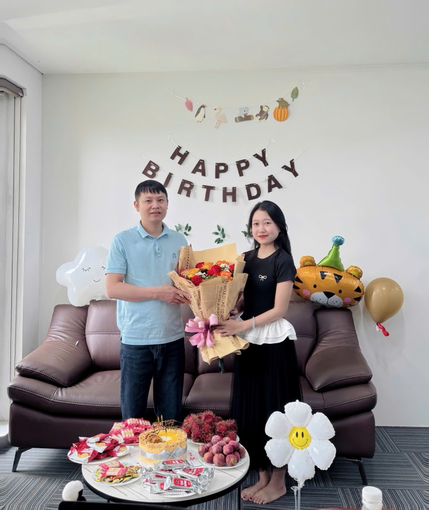 Team ICT Logistics chúc mừng sinh nhật sếp Tùng!